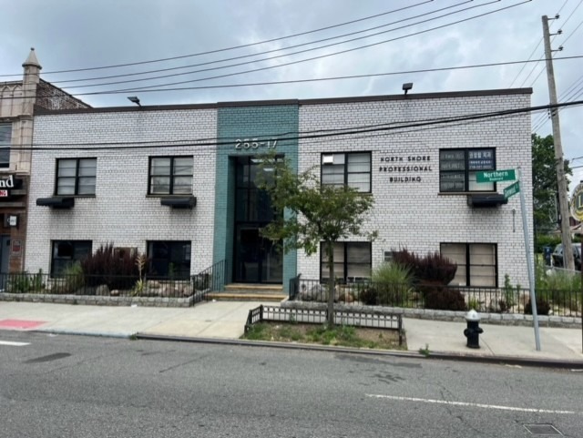 Primary Photo Of 255-17 Northern Blvd, Little Neck Medical For Lease