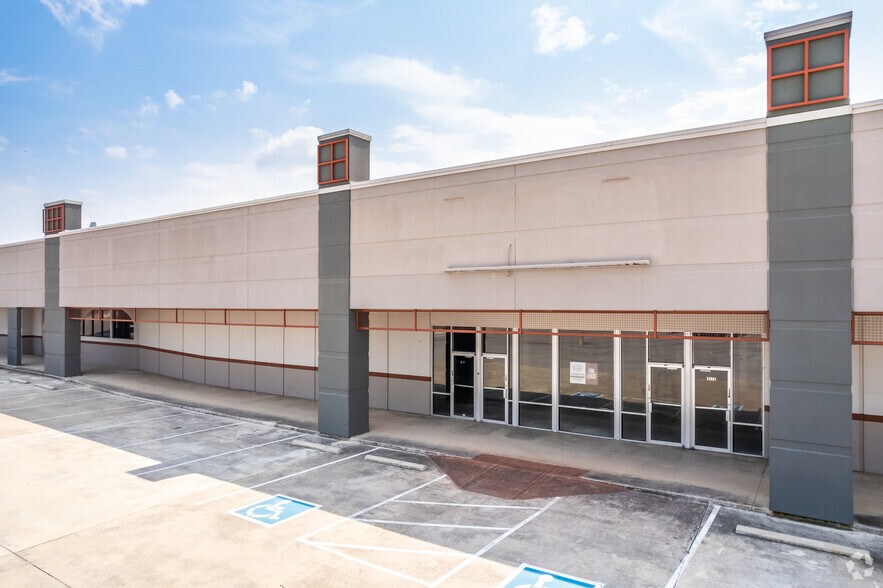 More Photos Of 11401 Naco Perrin Blvd, San Antonio Unknown For Lease