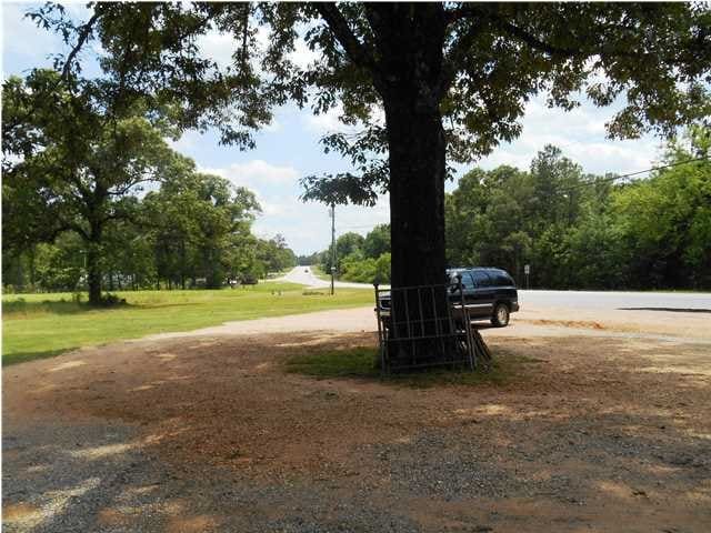 More Photos Of 14860 Moffett Rd, Wilmer Convenience Store For Sale