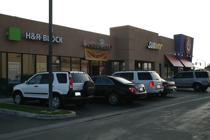 More Photos Of 1400 Brundage Ln, Bakersfield General Retail For Lease