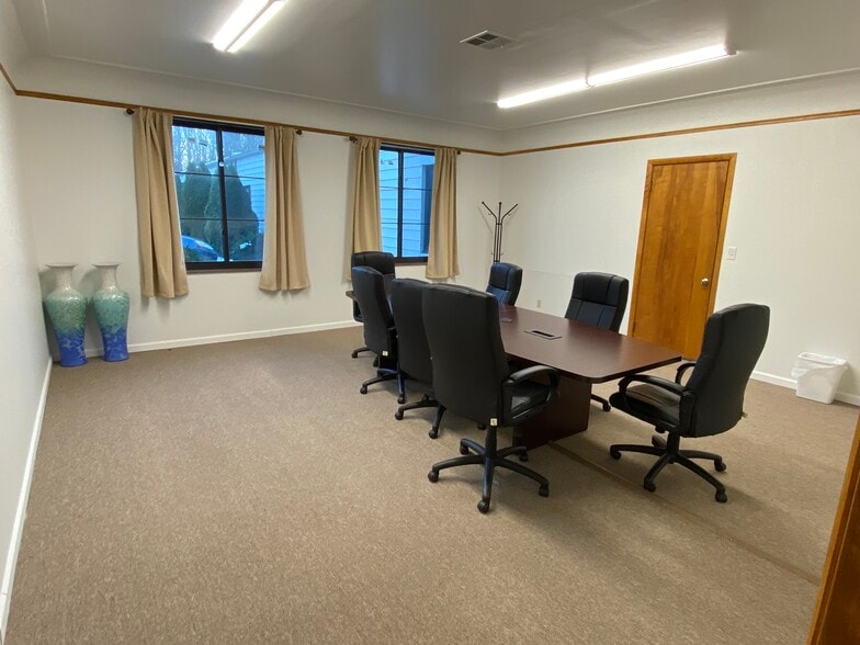 More Photos Of 26943 Westwood Rd, Westlake Office For Lease