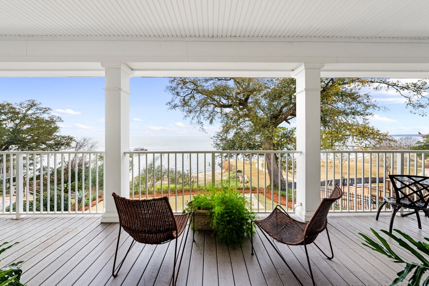More Photos Of 202 S Mobile St, Fairhope Hospitality For Sale