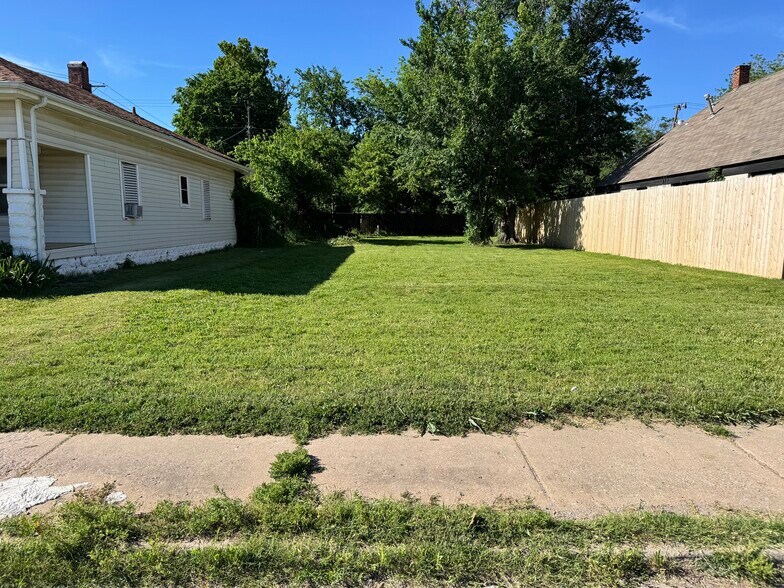 More Photos Of 1629 Linwood Blvd, Oklahoma City Land For Sale