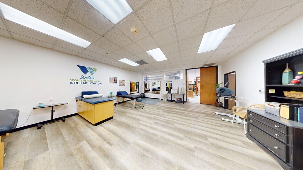 More Photos Of 1000 Calle Amanecer, San Clemente Light Manufacturing For Sale