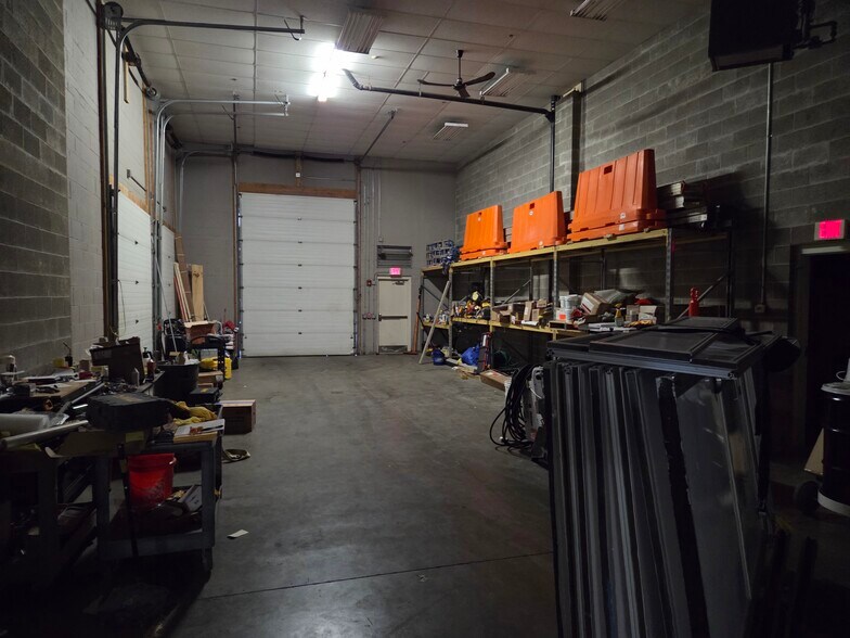 More Photos Of 4378 Craighead Rd, Allison Park Office For Lease