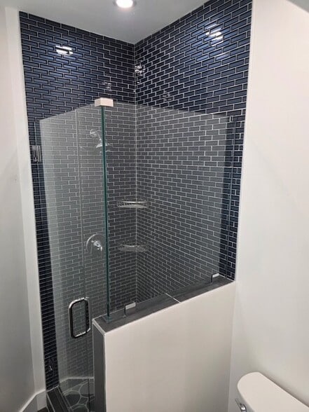 More Photos Of 981 Martin Luther King Jr Dr, Atlanta Office Residential For Lease