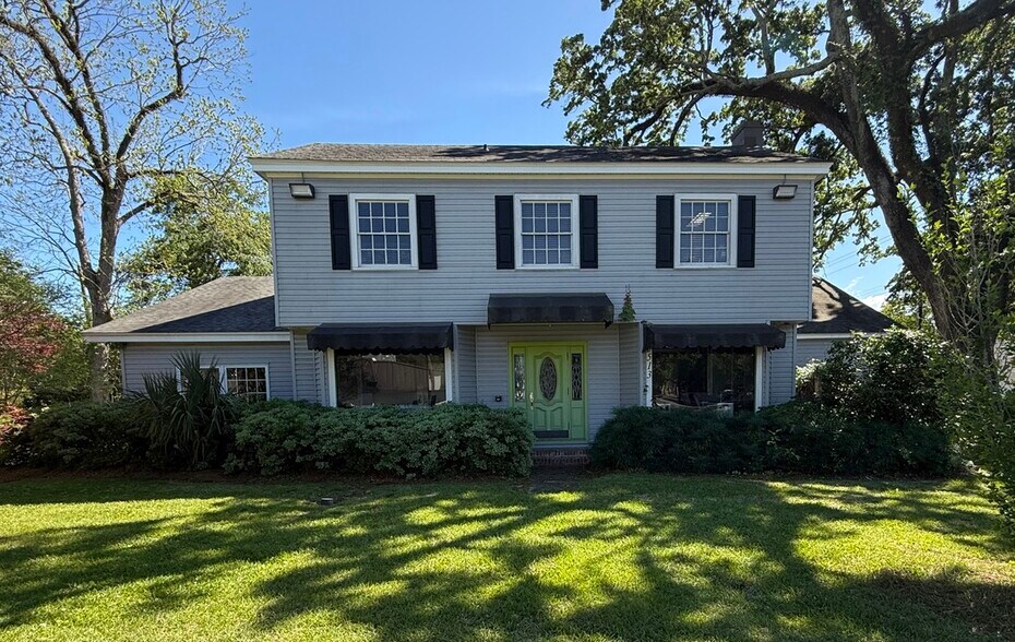 Primary Photo Of 2513 Dauphin St, Mobile Healthcare For Sale