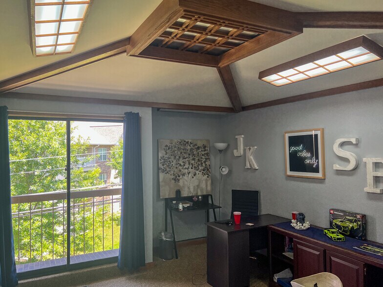 More Photos Of 1924 Fendley Dr, North Little Rock Office For Sale