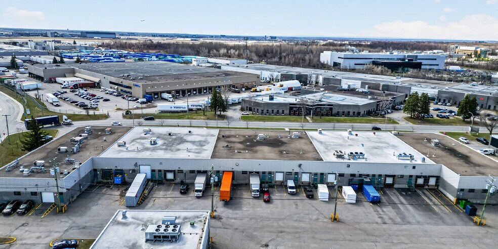 More Photos Of 6405-6455 Rue Abrams, Montréal Warehouse For Lease