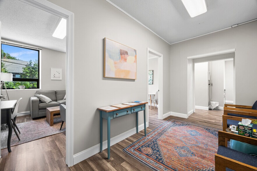 More Photos Of 253-257 Main St, Torrington Office For Sale