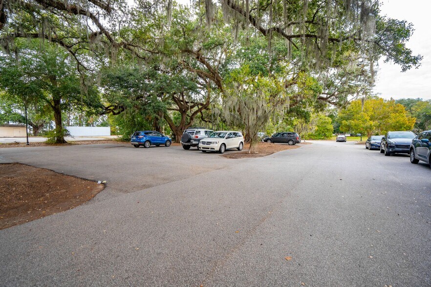 More Photos Of 5880 Rivers Ave, North Charleston Medical For Sale