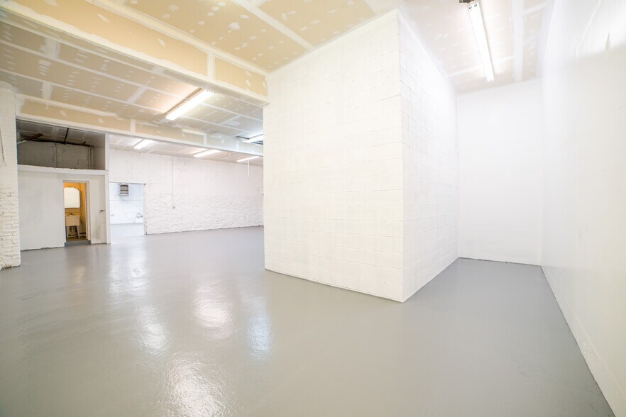 More Photos Of 58 Townsend St, Port Chester Warehouse For Lease