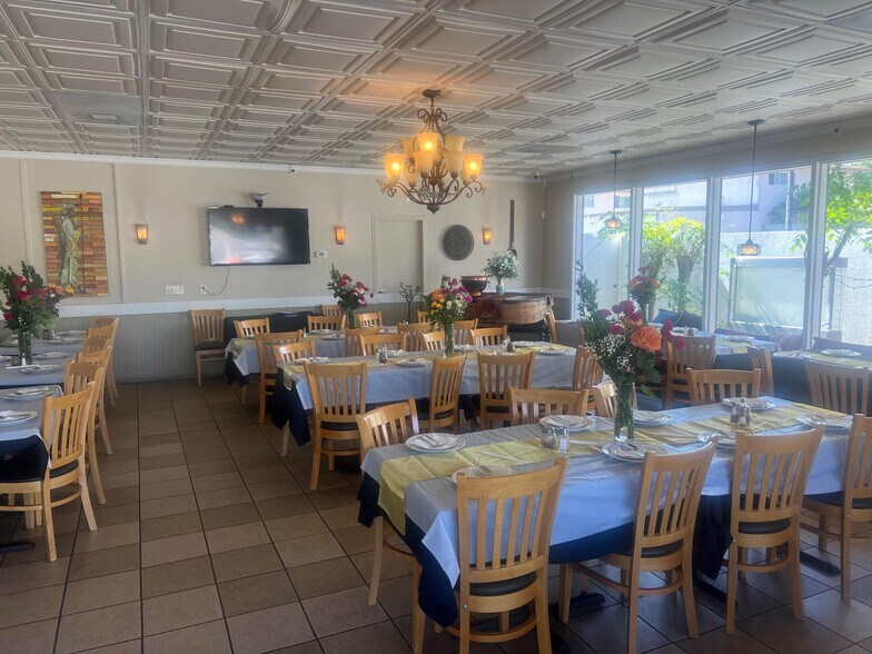 More Photos Of 733 N Mountain Ave, Upland Restaurant For Sale