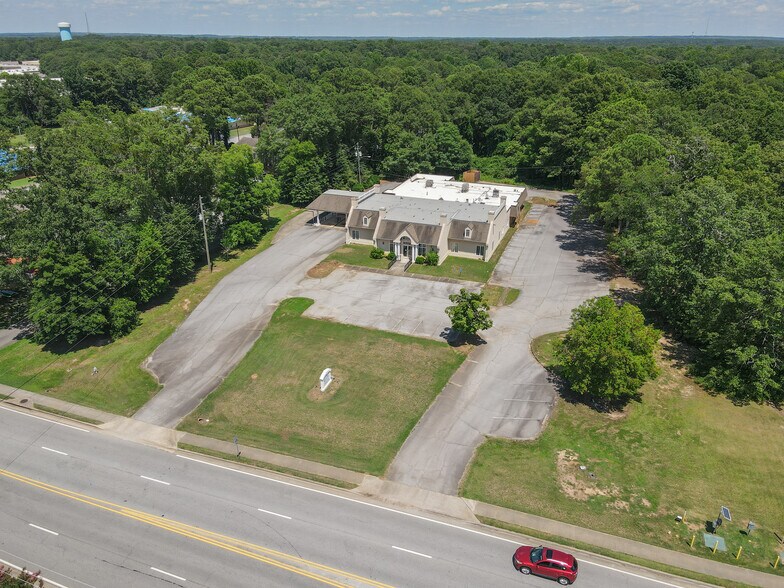 More Photos Of 675 N Jeff Davis Dr, Fayetteville Bank For Sale