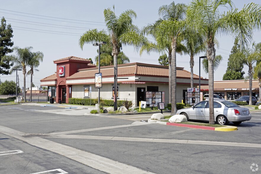 More Photos Of 2001-2099 E Orangethorpe Ave, Placentia Unknown For Lease