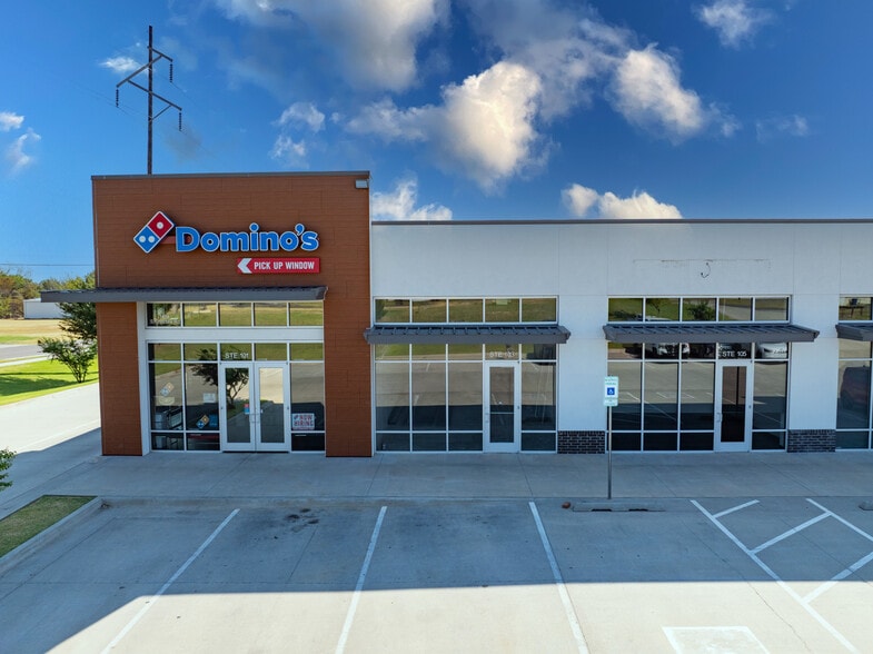 More Photos Of 1654-1664 S Choctaw Rd, Choctaw Freestanding For Lease