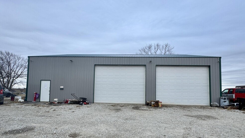 More Photos Of 25828 Highway 129, Green City General Retail For Sale