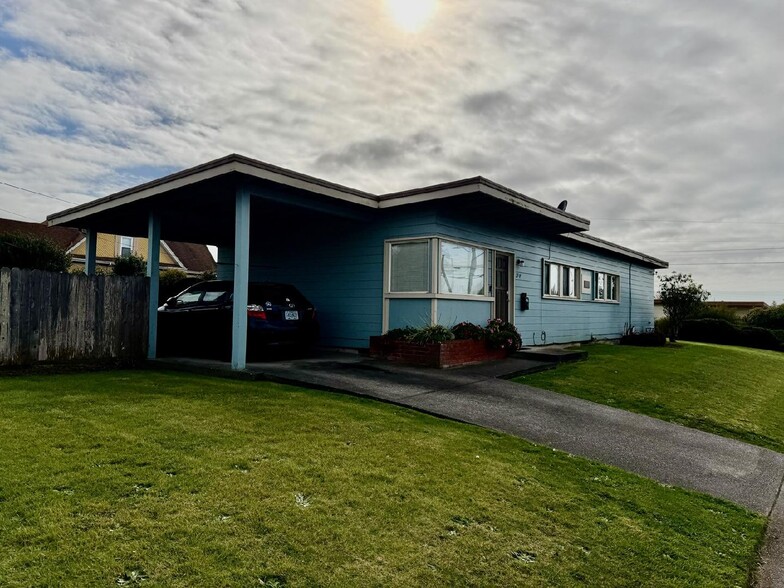 More Photos Of 2805 California St, Eureka Apartments For Sale