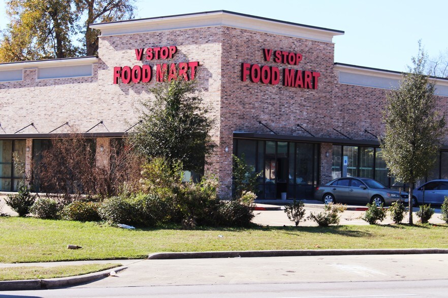 More Photos Of 1520 N Loop E Fwy, Houston Unknown For Lease