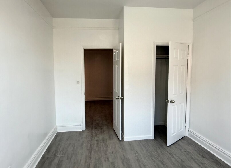 More Photos Of 872 Broadway, Bayonne Office For Sale