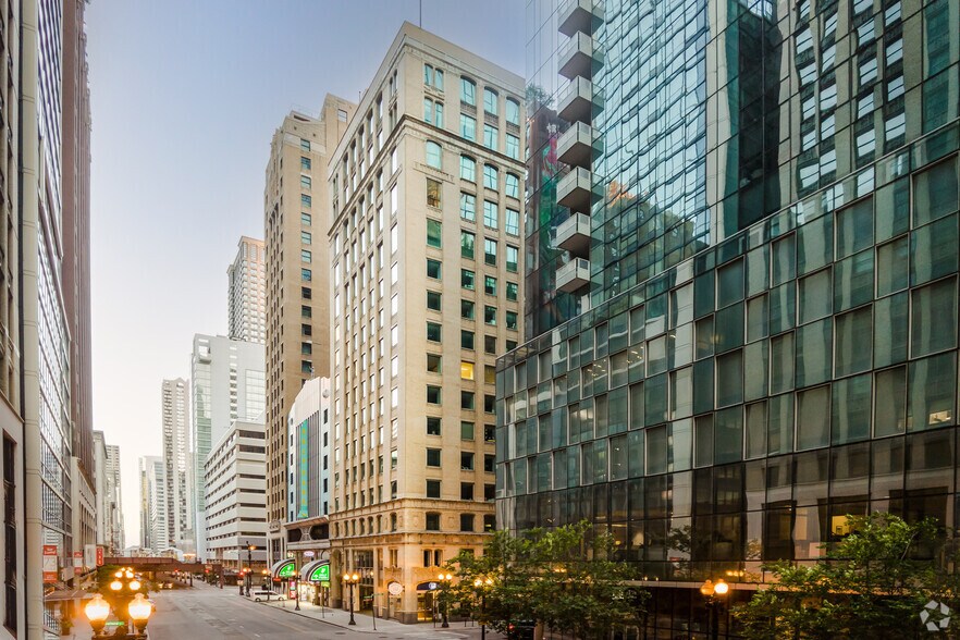 More Photos Of 70 E Lake St, Chicago Office For Sale