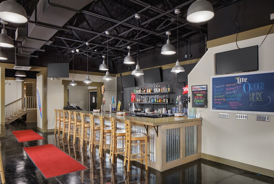 More Photos Of 100 Symphony Way, Anniston Sports And Entertainment For Sale