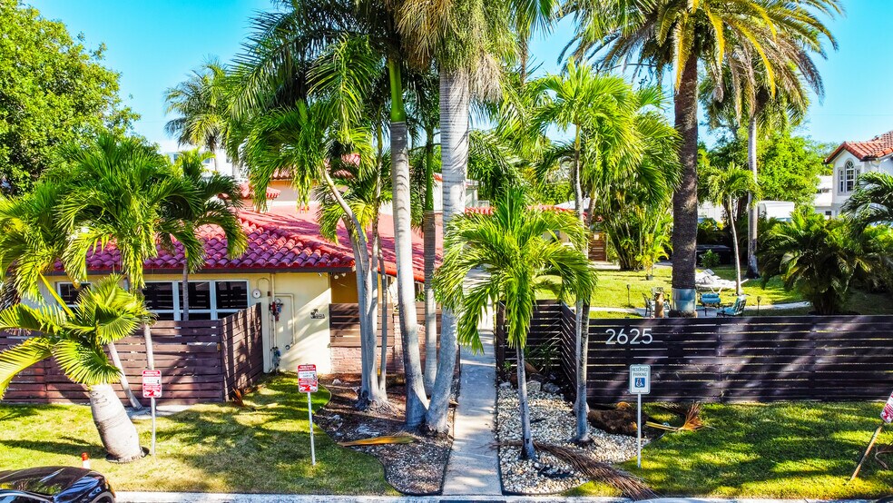 More Photos Of 2625 NE 13th Ct, Fort Lauderdale Apartments For Sale