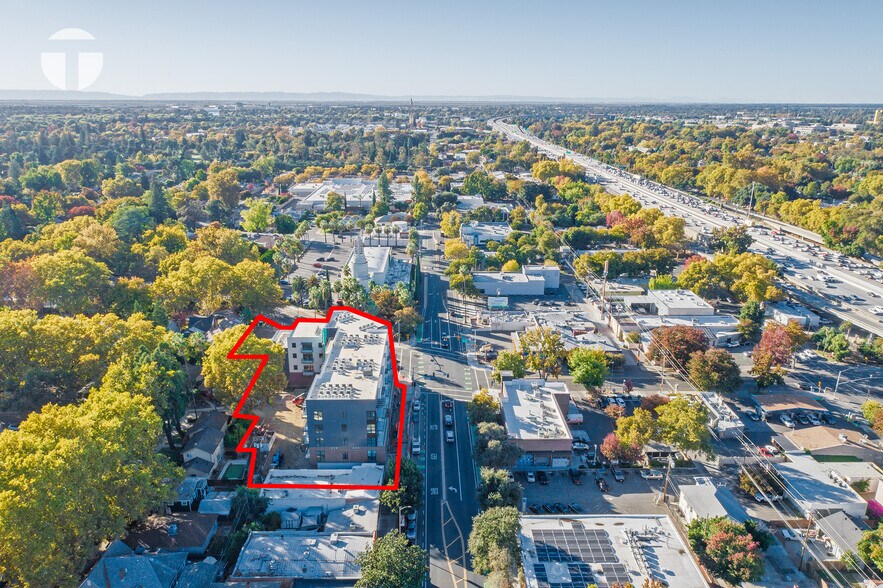 More Photos Of 1600 Broadway, Sacramento Apartments For Lease