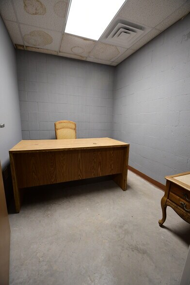 More Photos Of 1907 Sheppard Access Rd, Wichita Falls Food Processing For Lease