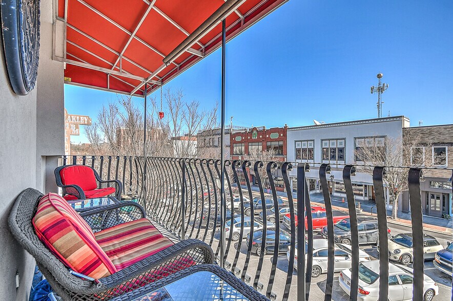 More Photos Of 220 Broad St, Kingsport Flex For Sale