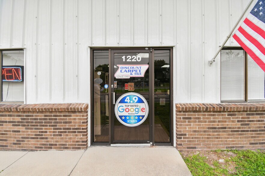 More Photos Of 1220 N Ronald Reagan Blvd, Longwood Freestanding For Sale