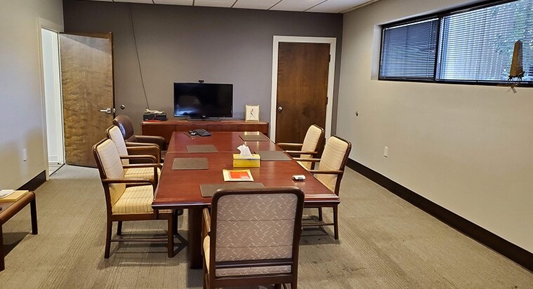 More Photos Of 2807 Transport St, Richmond Manufacturing For Sale