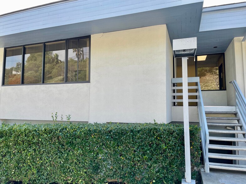 More Photos Of 430 Silver Spur Rd, Rancho Palos Verdes Medical For Lease