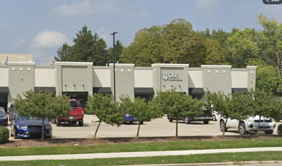 More Photos Of 1714 W Springfield Ave, Champaign Storefront For Lease