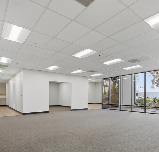 More Photos Of 8829-8835 Complex Dr, San Diego Warehouse For Lease