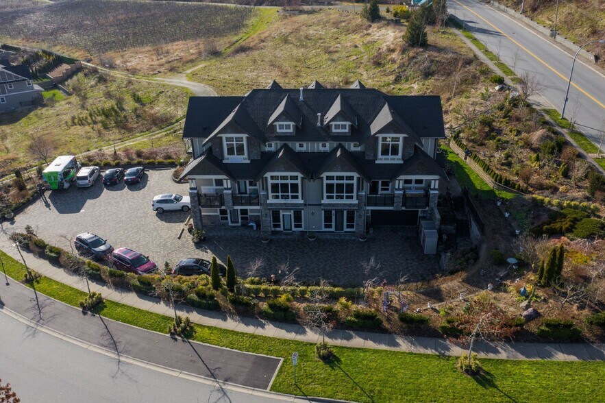 More Photos Of 2379 Chardonnay Ln, Abbotsford Hospitality For Sale