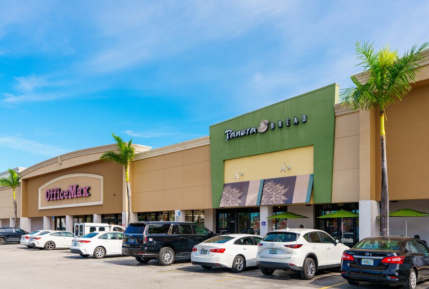 More Photos Of 12101-12295 Biscayne Blvd, North Miami Unknown For Lease