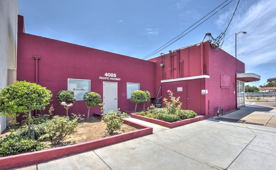 More Photos Of 4085 Pacific Hwy, San Diego Freestanding For Lease