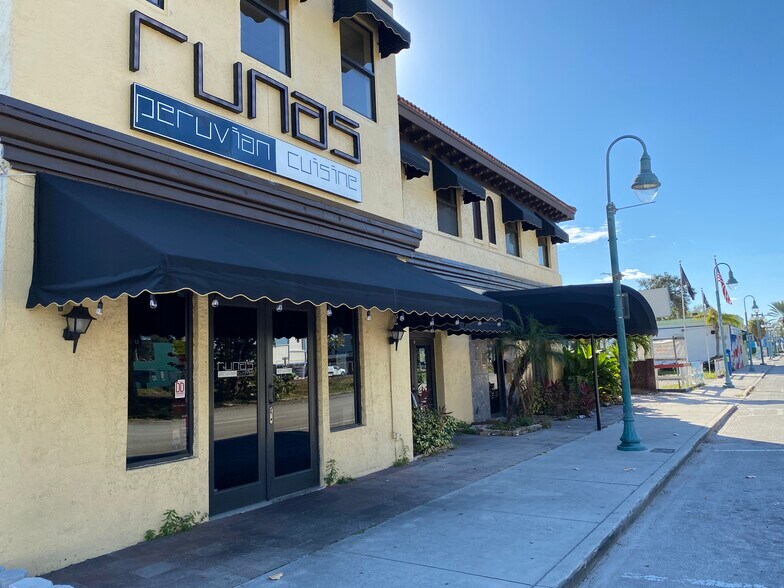 More Photos Of 219 N 21st Ave, Hollywood Storefront Retail Office For Sale