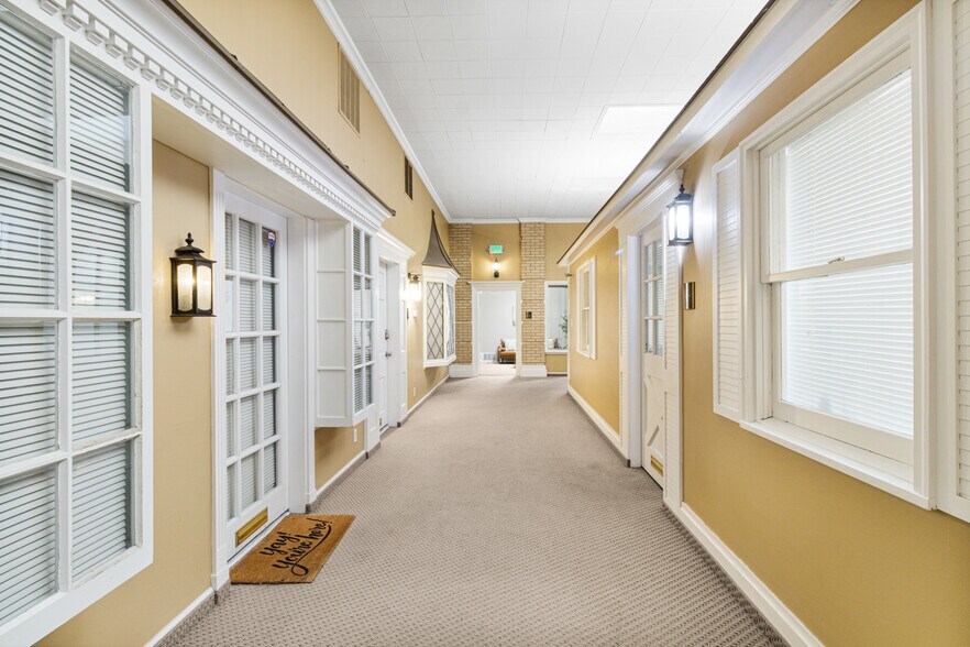 More Photos Of 1174 E Graystone Way, Salt Lake City Office For Sale