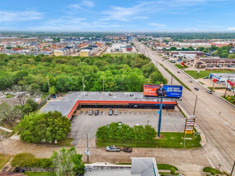 Primary Photo Of 13660-13670 Westheimer Rd, Houston Auto Repair For Sale