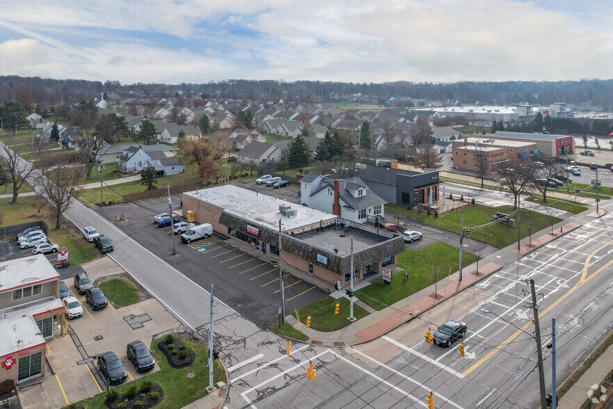 More Photos Of 7565 Broadview Rd, Seven Hills Storefront Retail Office For Lease