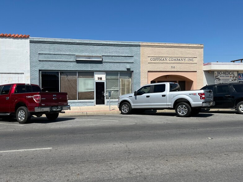More Photos Of 516-518 S Broadway St, McAllen Office For Sale
