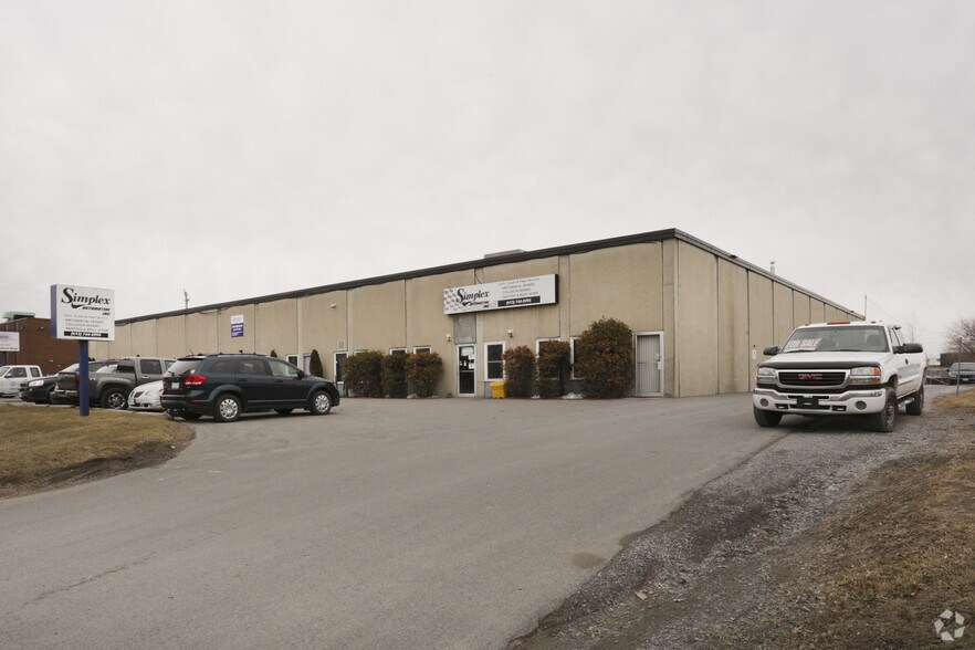More Photos Of 2600-2616 Sheffield Rd, Ottawa Flex For Lease