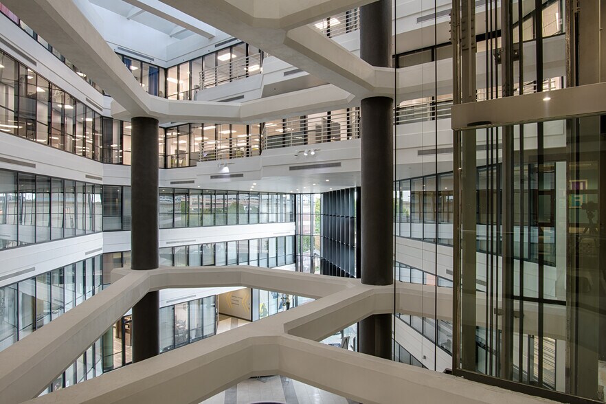 More Photos Of 500 N Central Expy, Plano Office For Lease