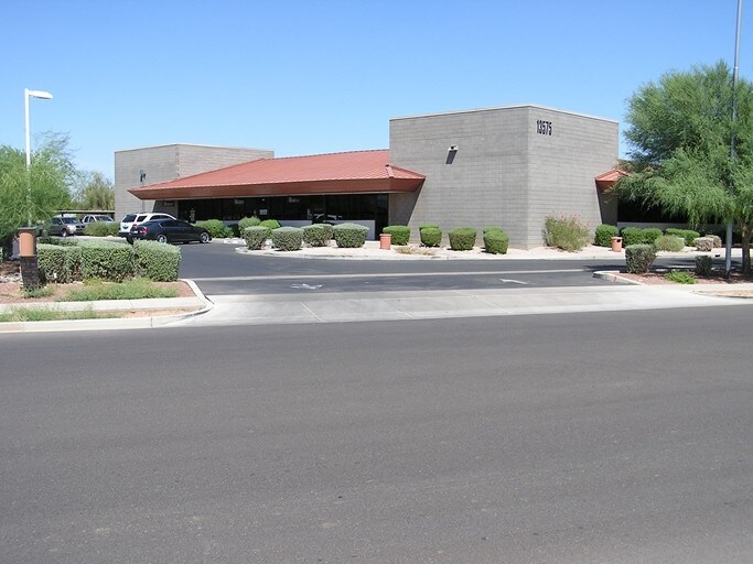 More Photos Of 13575 W Indian School Rd, Litchfield Park Medical For Lease