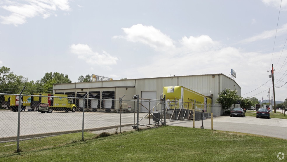 Primary Photo Of 4130 S Creek Rd, Chattanooga Flex For Lease