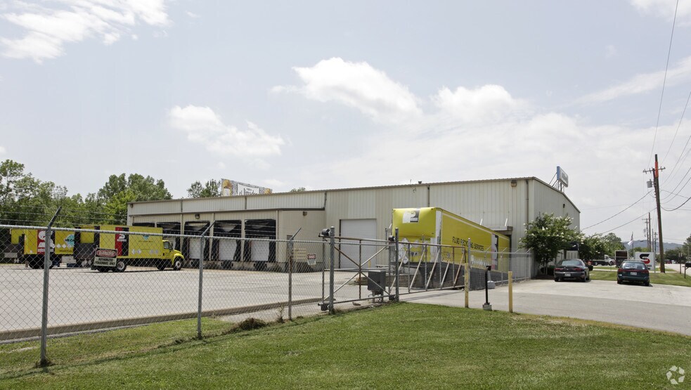 More Photos Of 4130 S Creek Rd, Chattanooga Flex For Lease