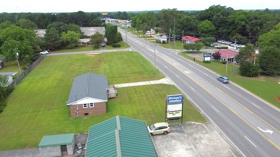 More Photos Of 1402 Rucker Blvd, Enterprise Office For Sale