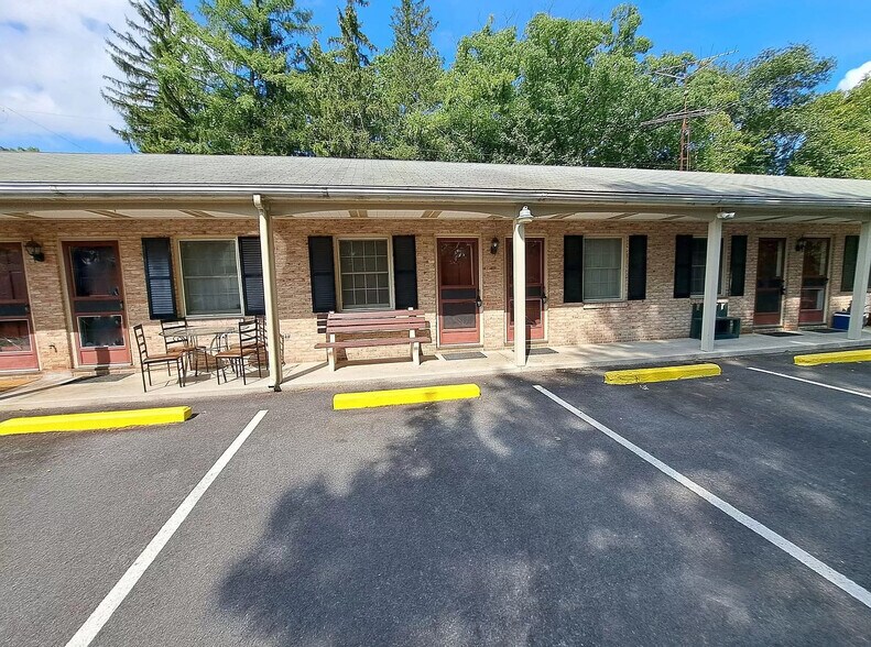 More Photos Of 5104 Fairfield Rd, Fairfield Apartments For Sale